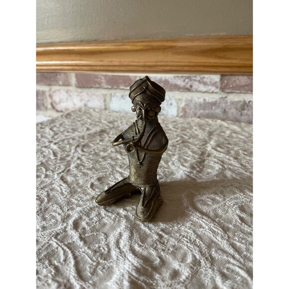 Brass Indian Musician Figurine Playing Flute Intricate Details & Antique Finish - Picture 2 of 13